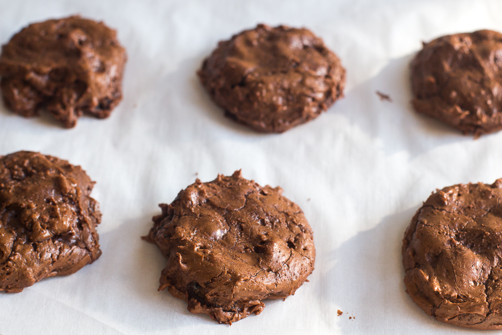 Baked cookies do not spread much