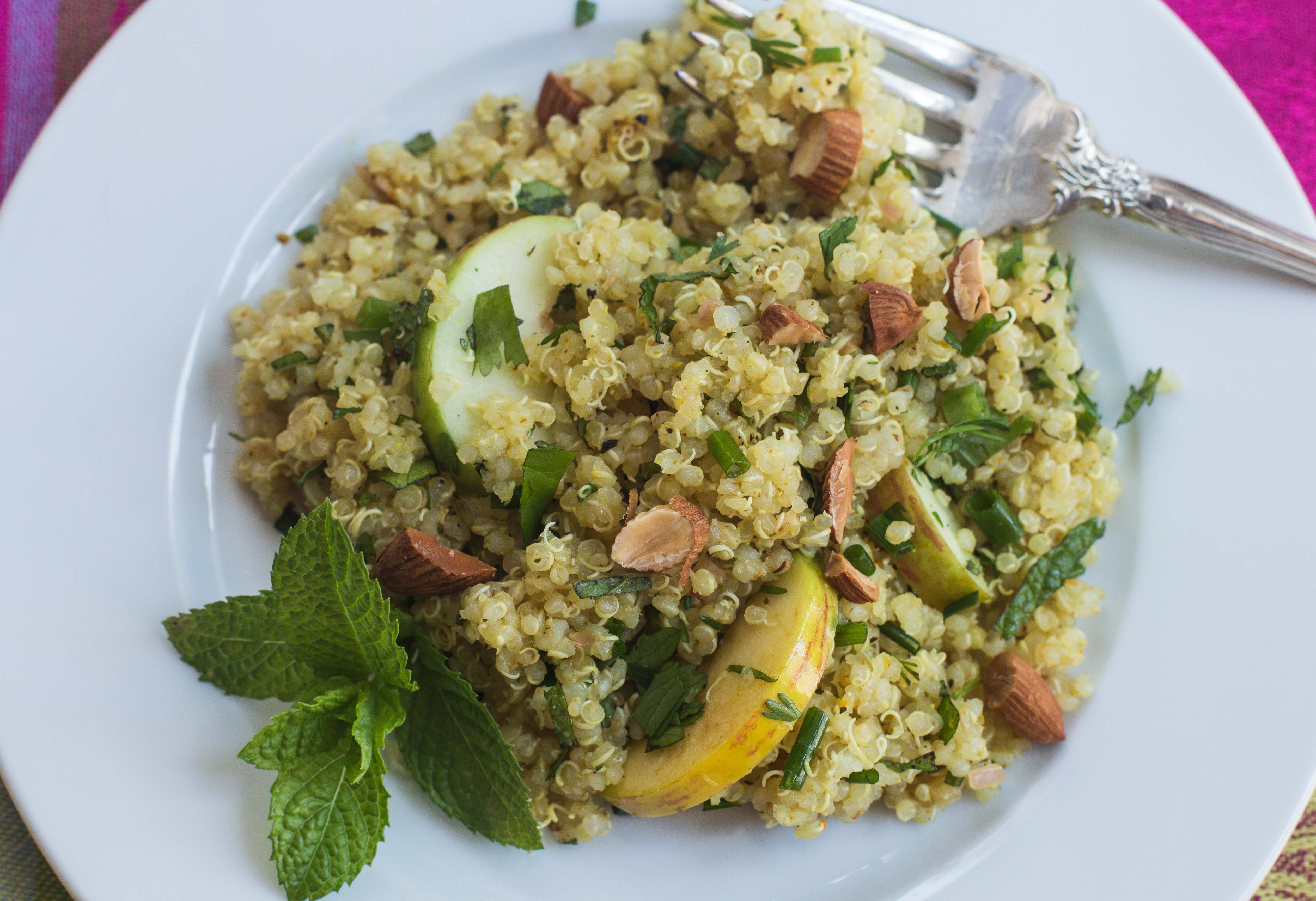 Quinoa and Apple Salad with Curry Dressing