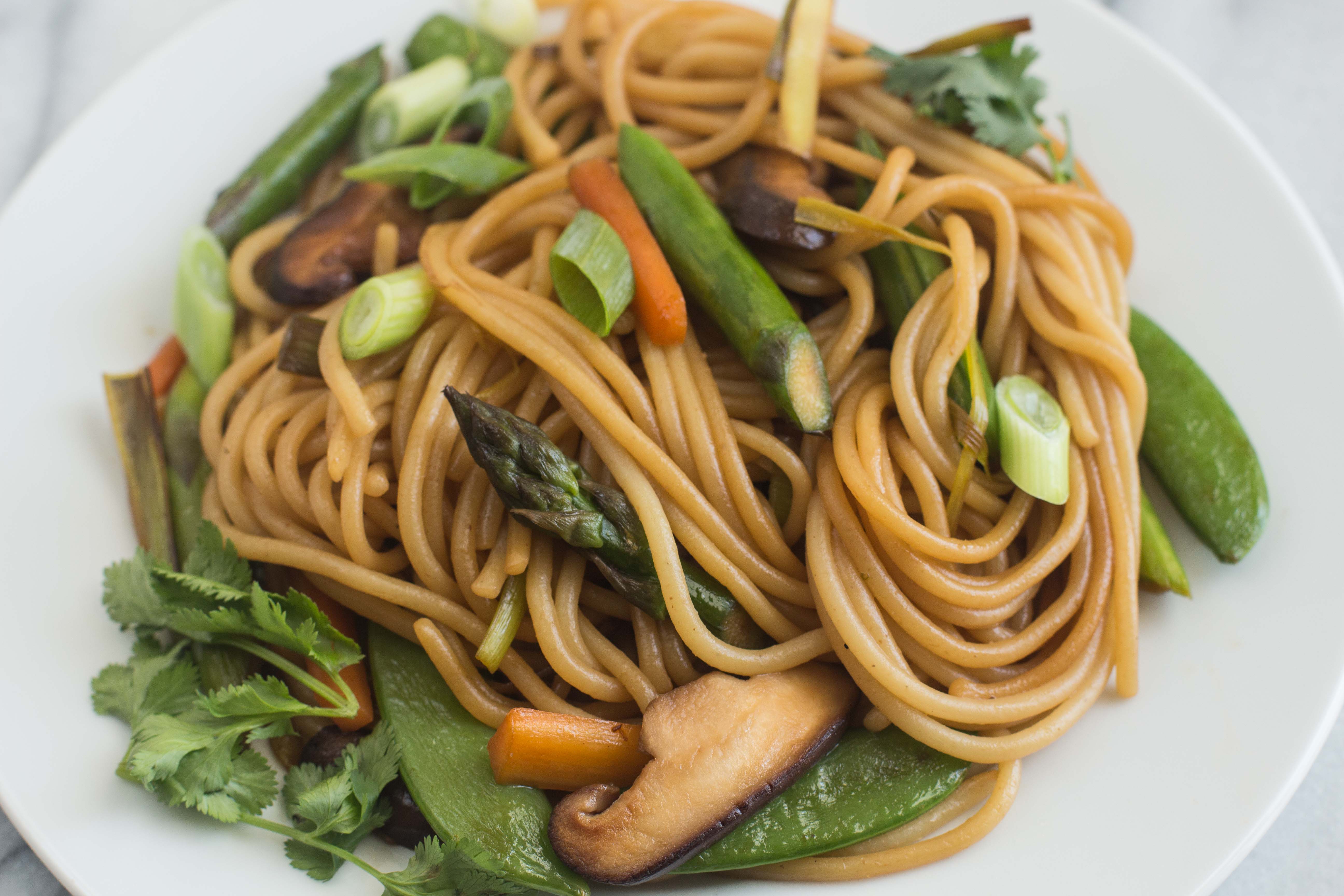 Farmers Market Spring Lo Mein