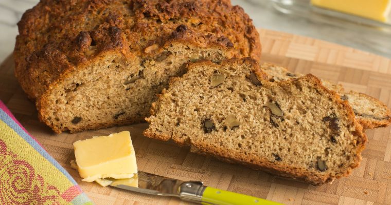 Quick Soda Bread with Whole Wheat and Walnuts